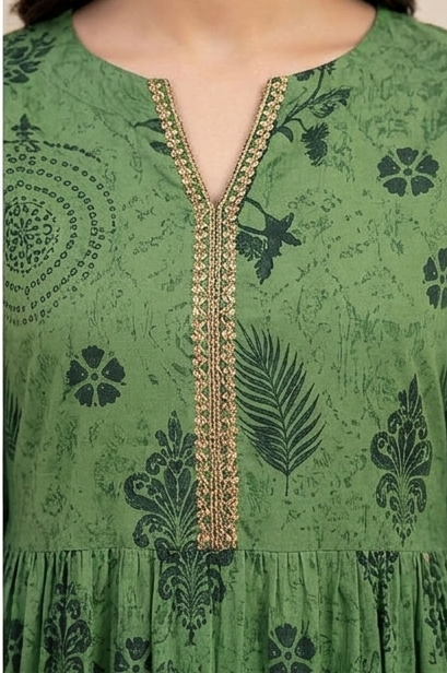 Tana Bana Lawn Summer Unstitched 3 Piece – Digital Printed Shirt, Chiffon Dupatta & Cambric Trouser - Image 3
